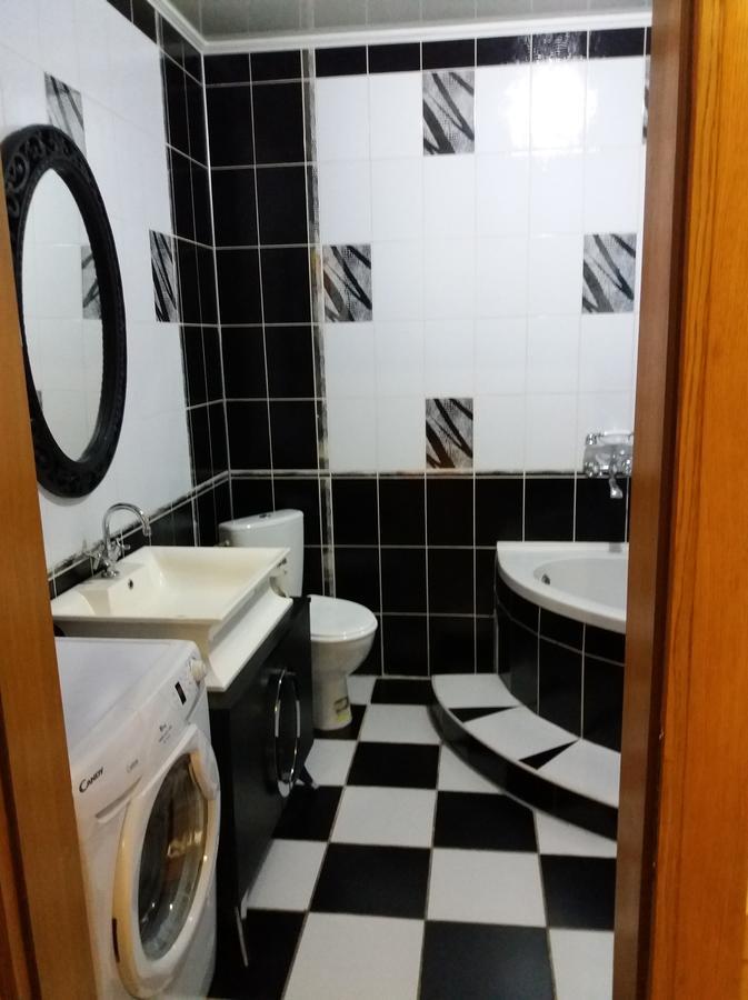 3-К Квартира Appartement Ivano-Frankivsk Buitenkant foto